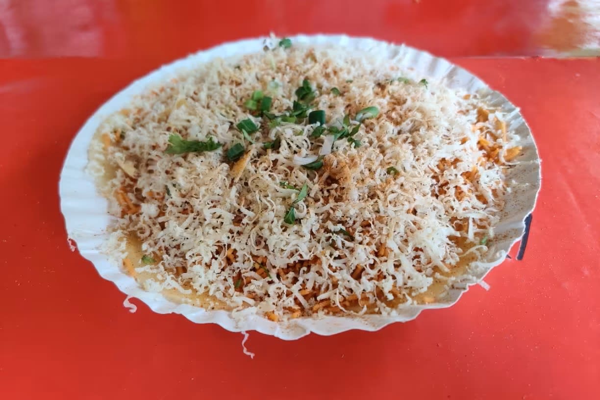 Jay Ambe Aloopuri & Kachhi Dabeli