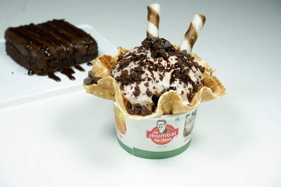 OLD MUMBAI ICECREAM & CAFE