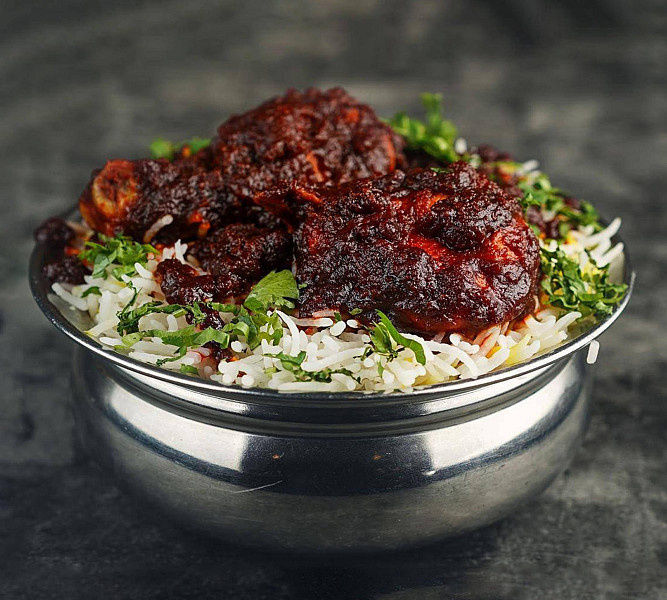 Manu's Biryani House