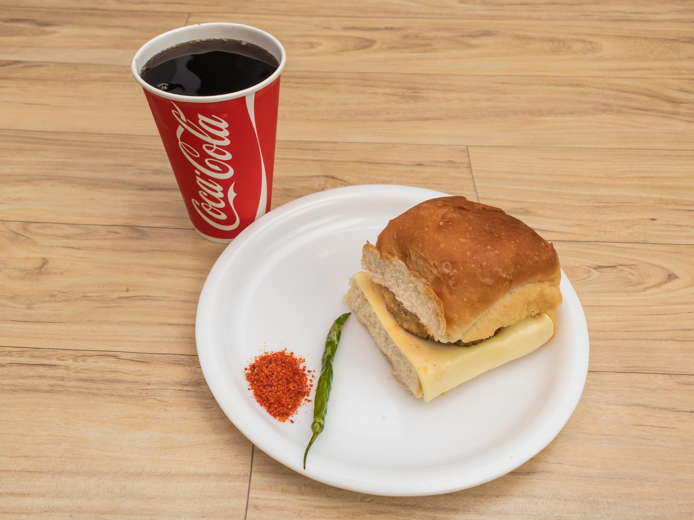 Famous Vadapav