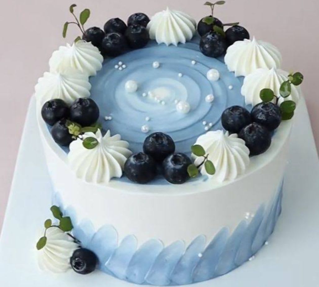 Mom's Cake And Bakery