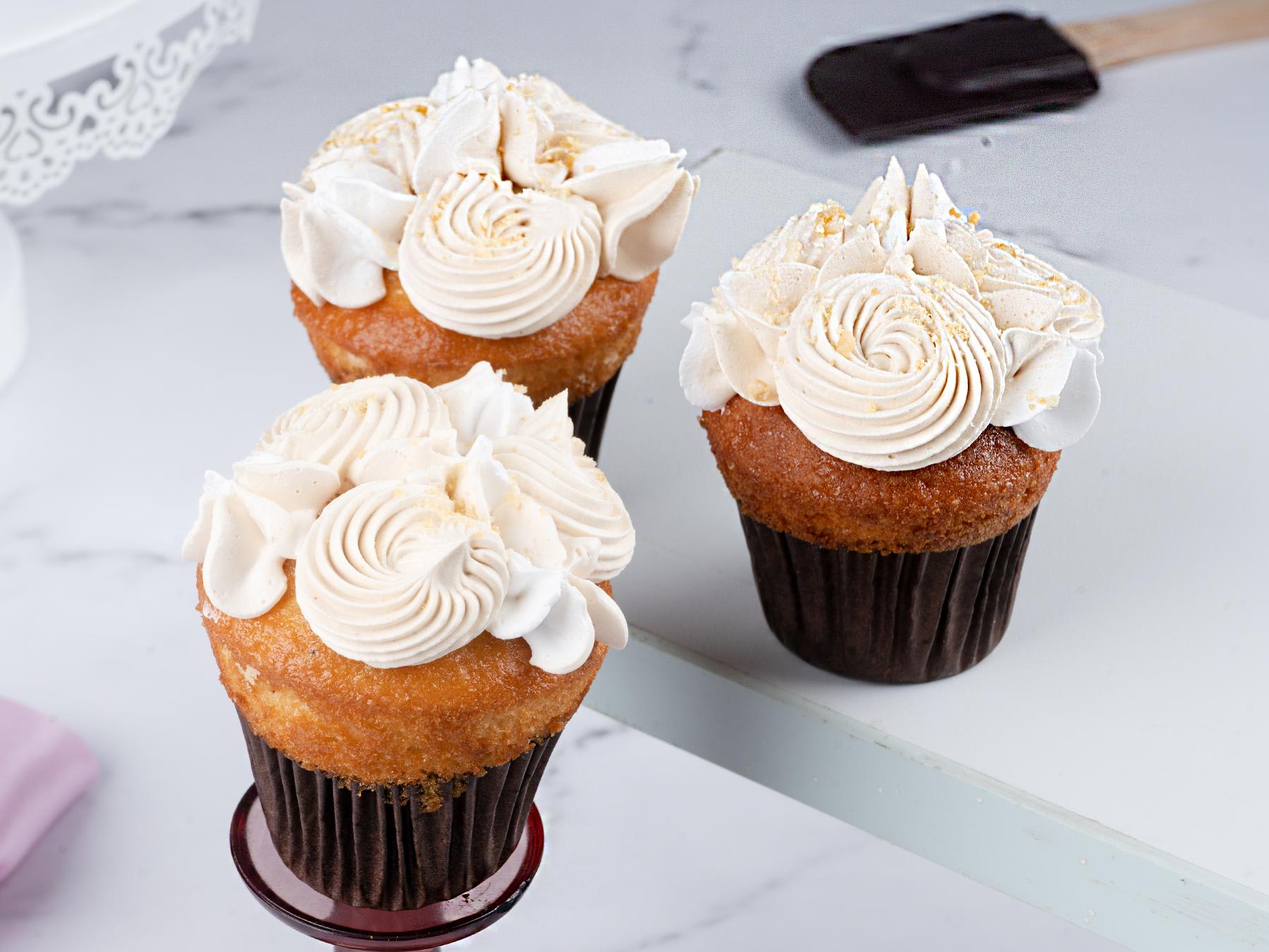 Cupcake Bliss Cake & Desserts