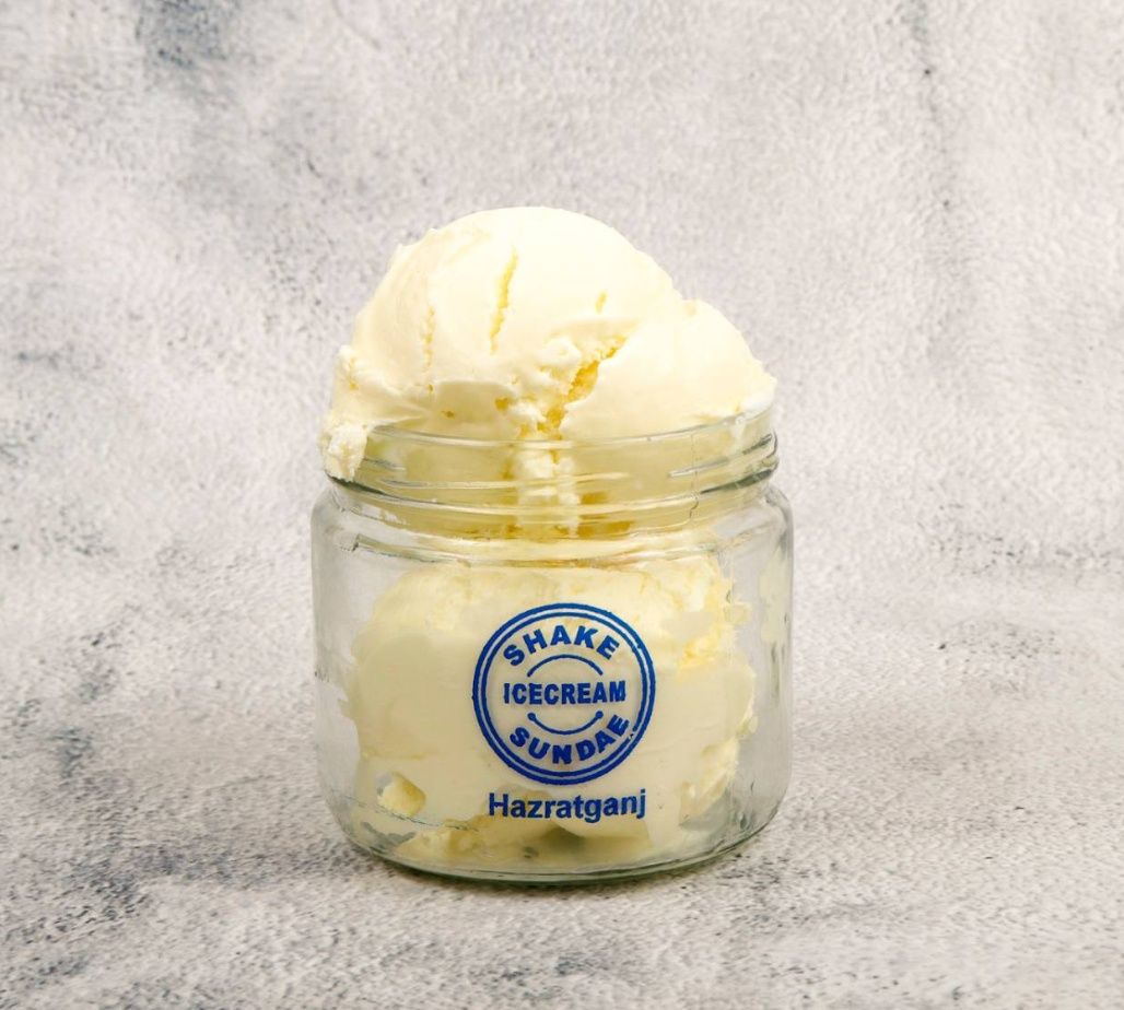 Ice Cream Sundae, Shakes And More