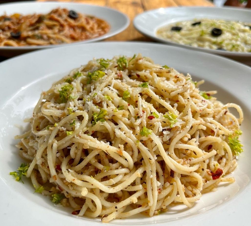 Aieroc Restaurant & Cafe