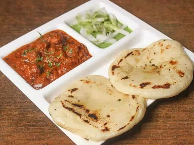 Midnight Cafe - Delhi Wale