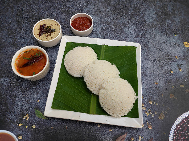 Sri Varalakshmi Pure Veg Tiffins