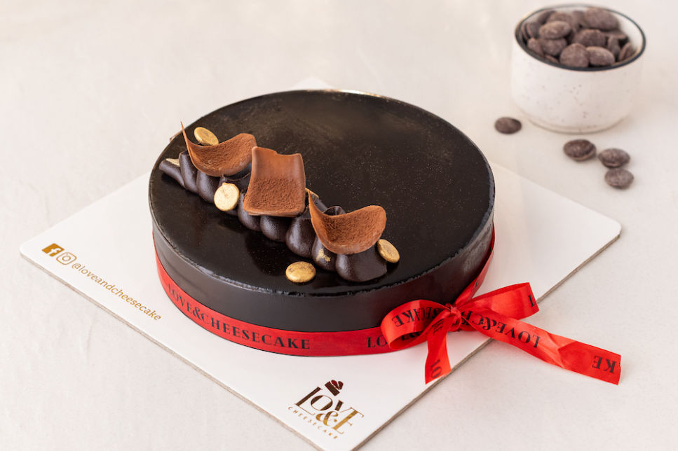 Love & Cheesecake