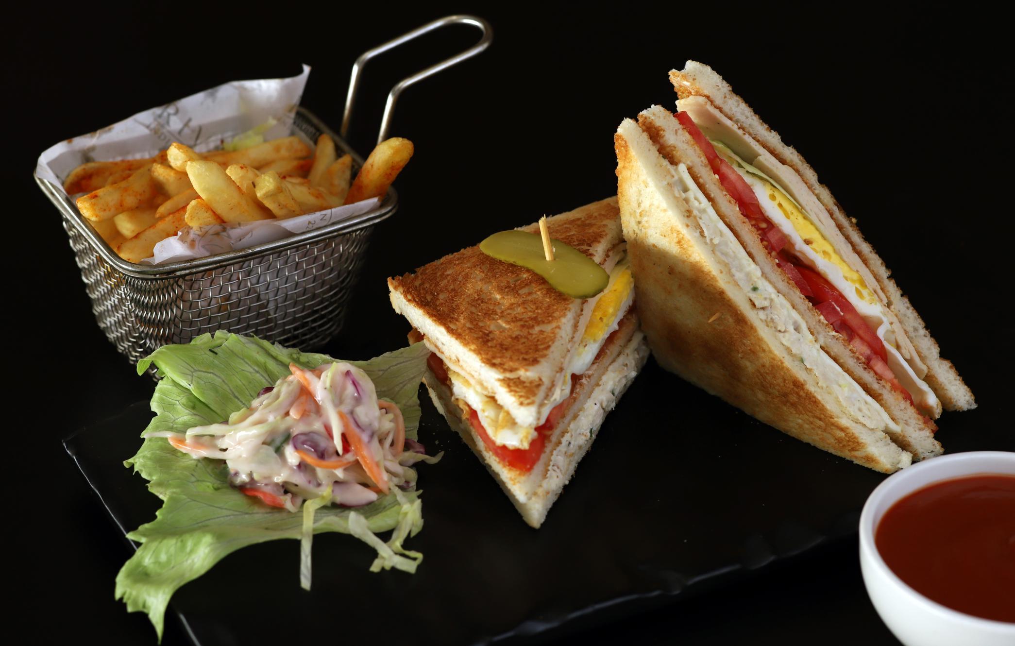 Bluet - More Than A Cafe