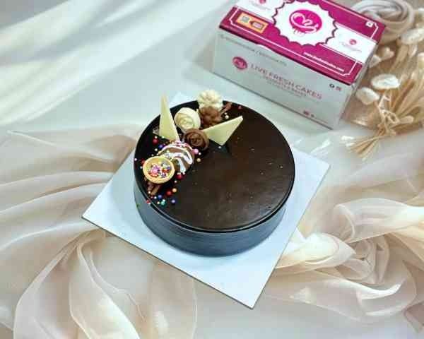 Live Fresh Cakes Desserts & Bakes