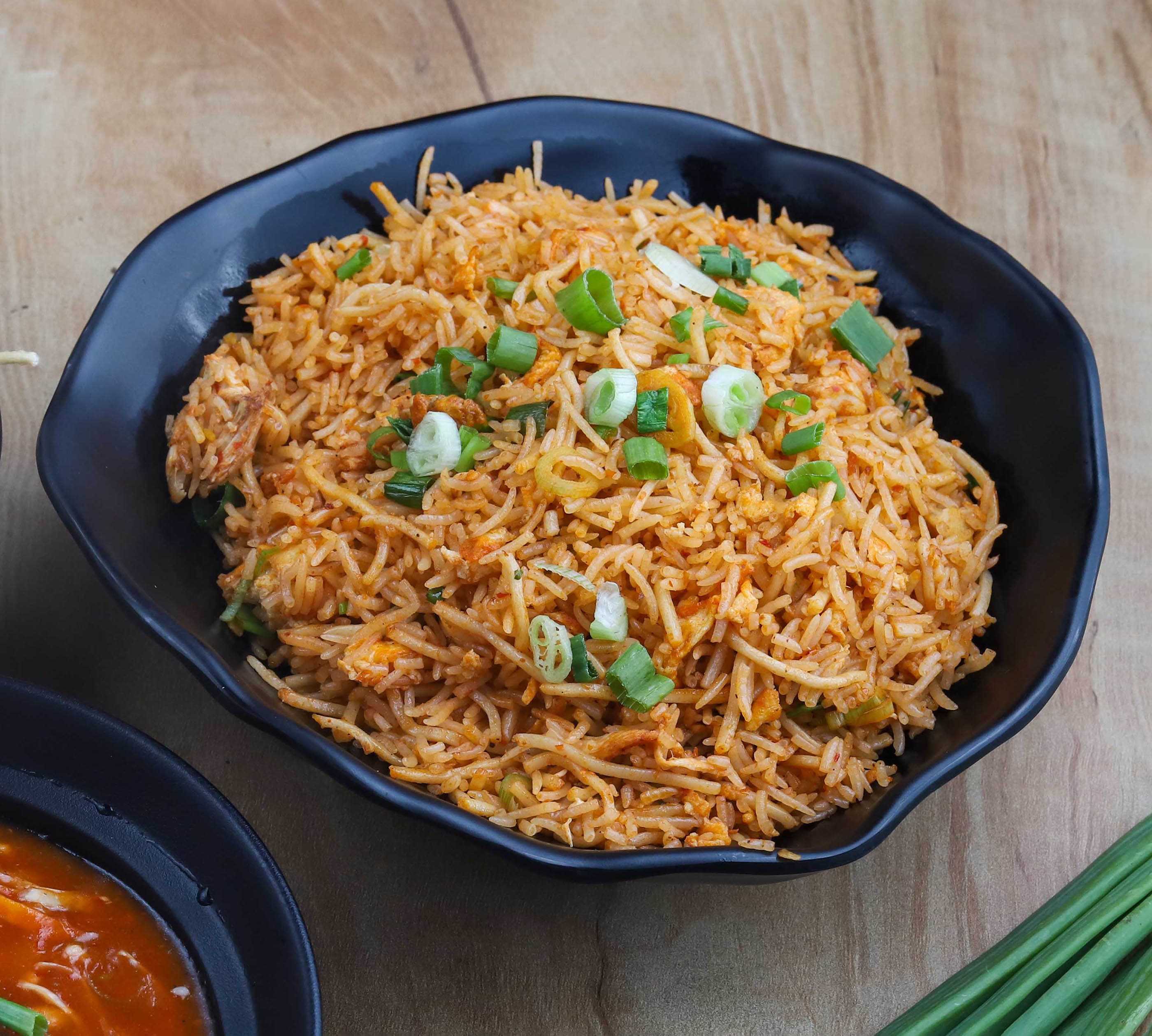 Monu Hot Chinese Restaurant