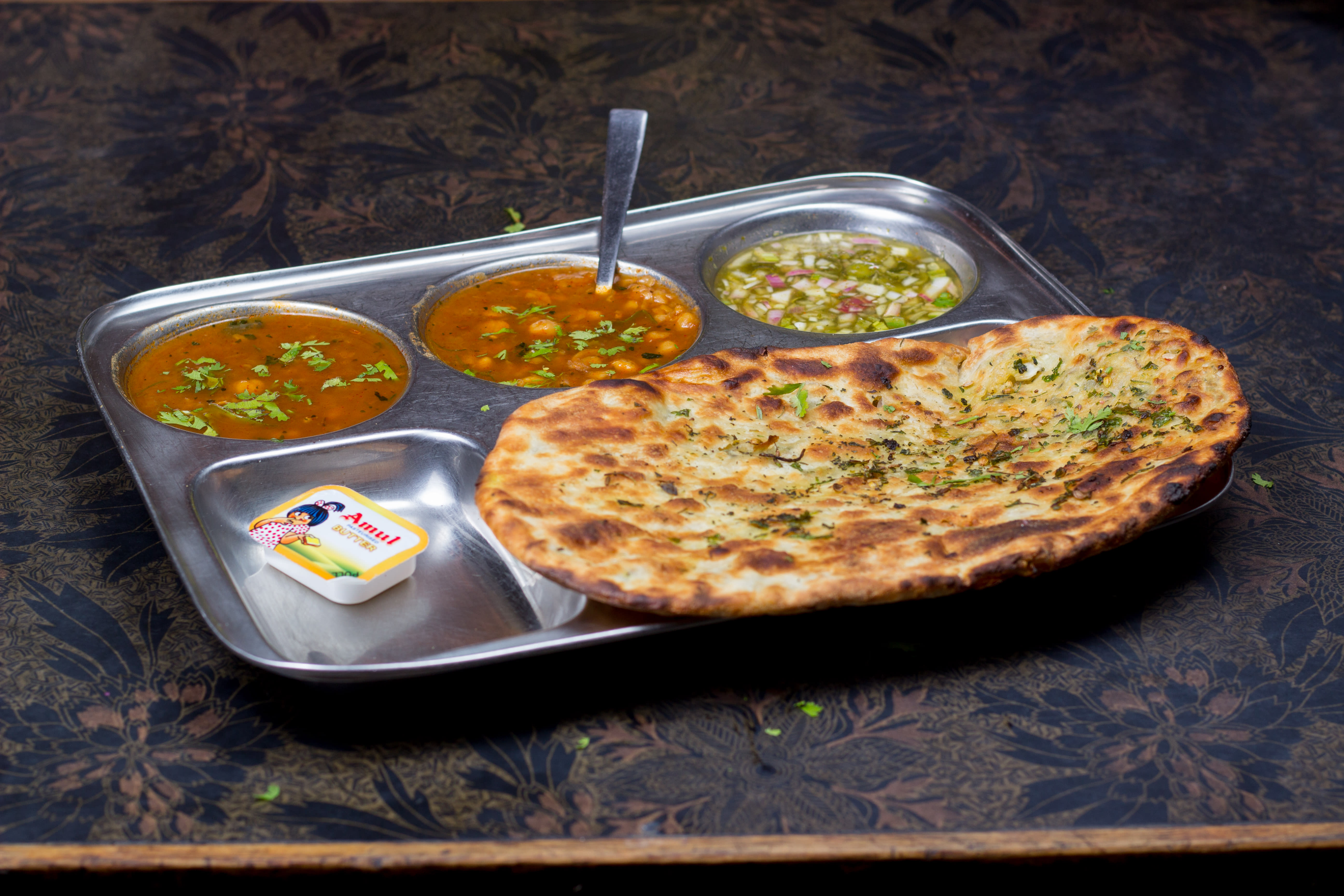 Chaudhary Amritsari Kulcha Hub