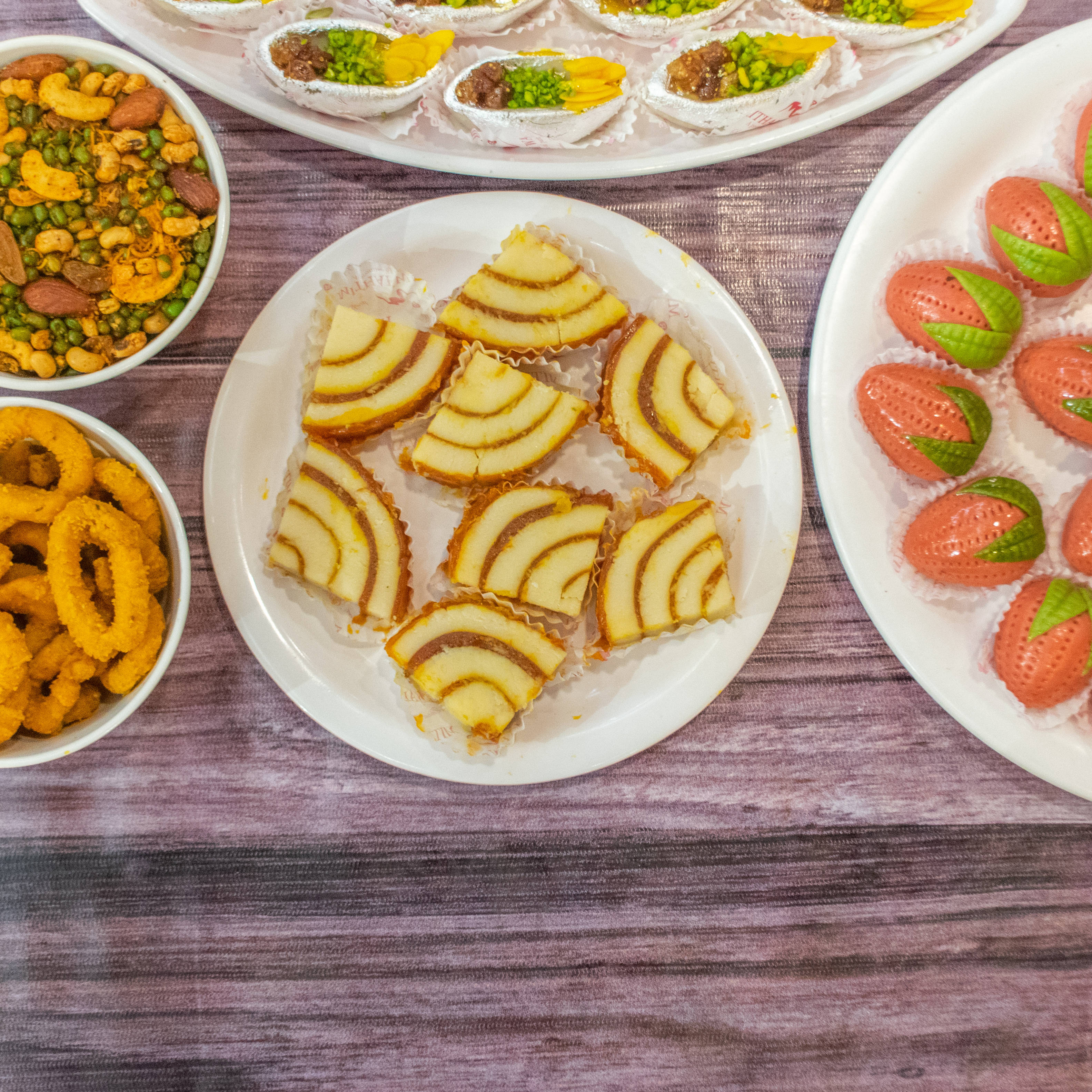 Mithaiwala Home delivery Order online Lakshmi Nagar Colony