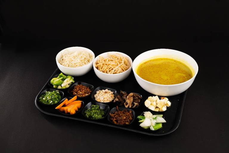 Burmese Khao Suey (Veg)