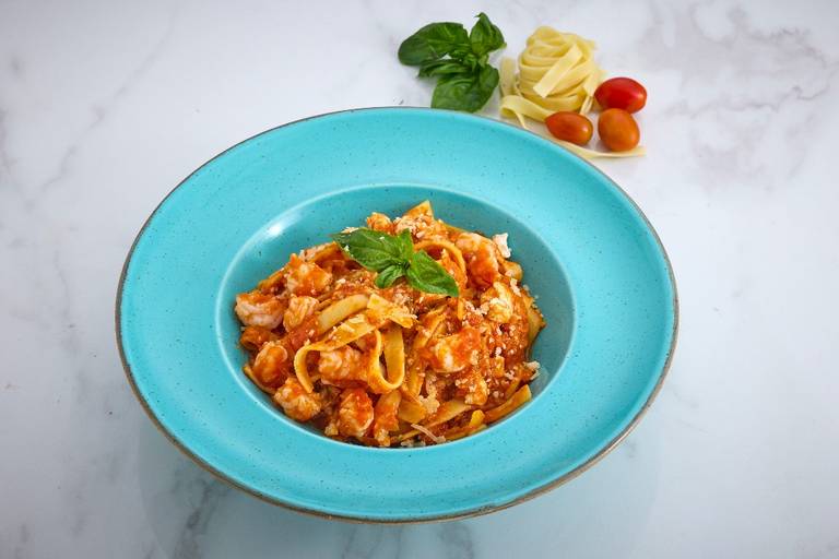 Fettuccine Arrabiatta Prawn