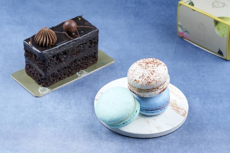 3 Pcs Macaron(eggless) + Choco Truffle Pastry