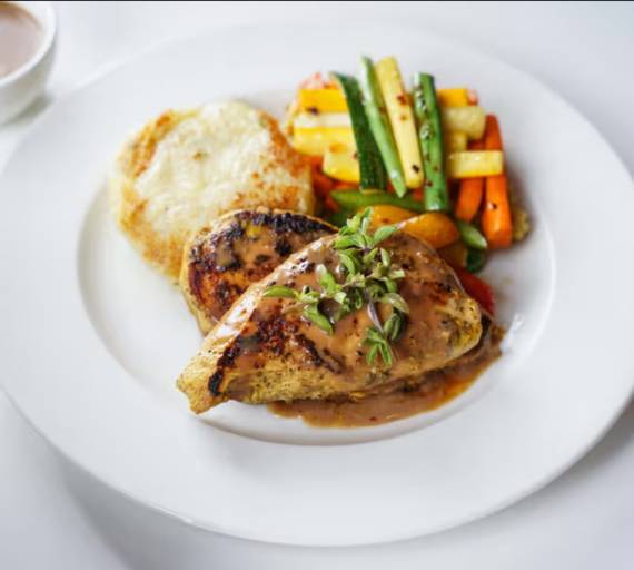 Chicken Steak with Pepper Sauce