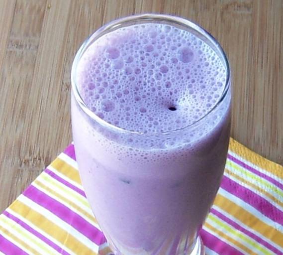 Blueberry Lassi