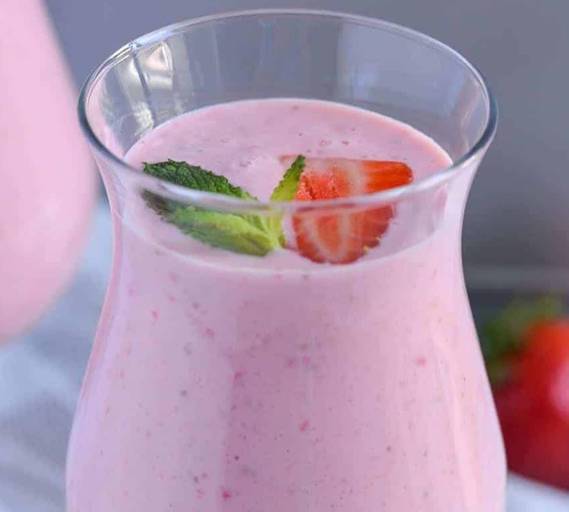 Strawberry Lassi