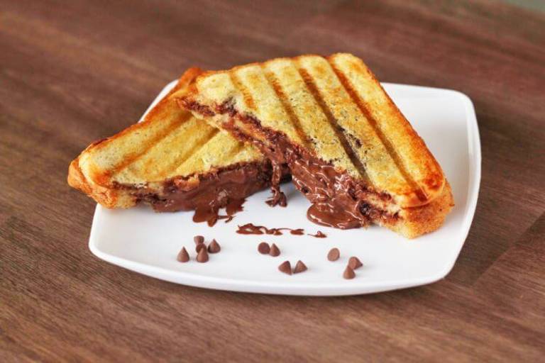 Chocolate Grilled Sandwich
