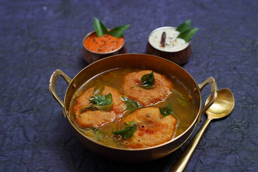 Rasam Vadai