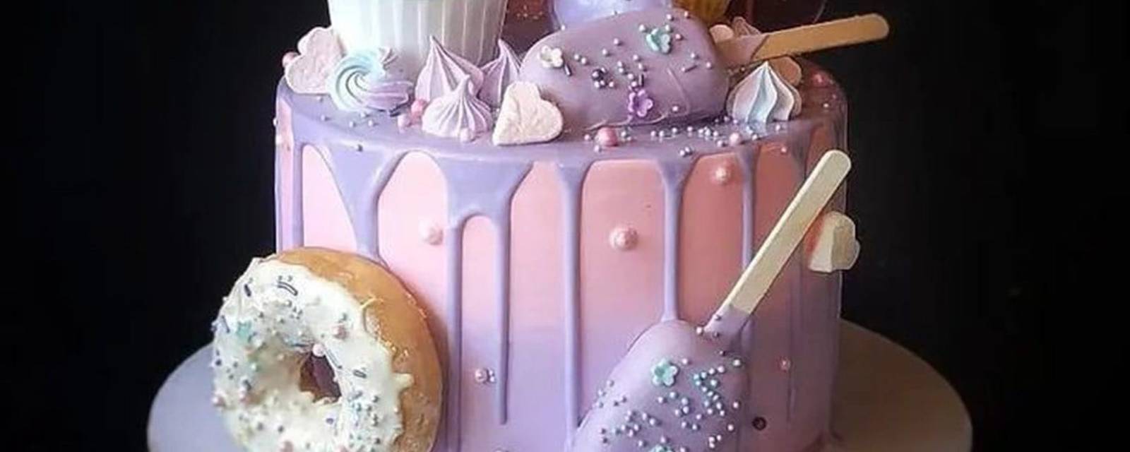 Cakes cover