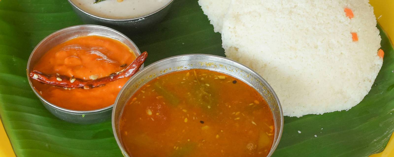 Madras Cafe cover