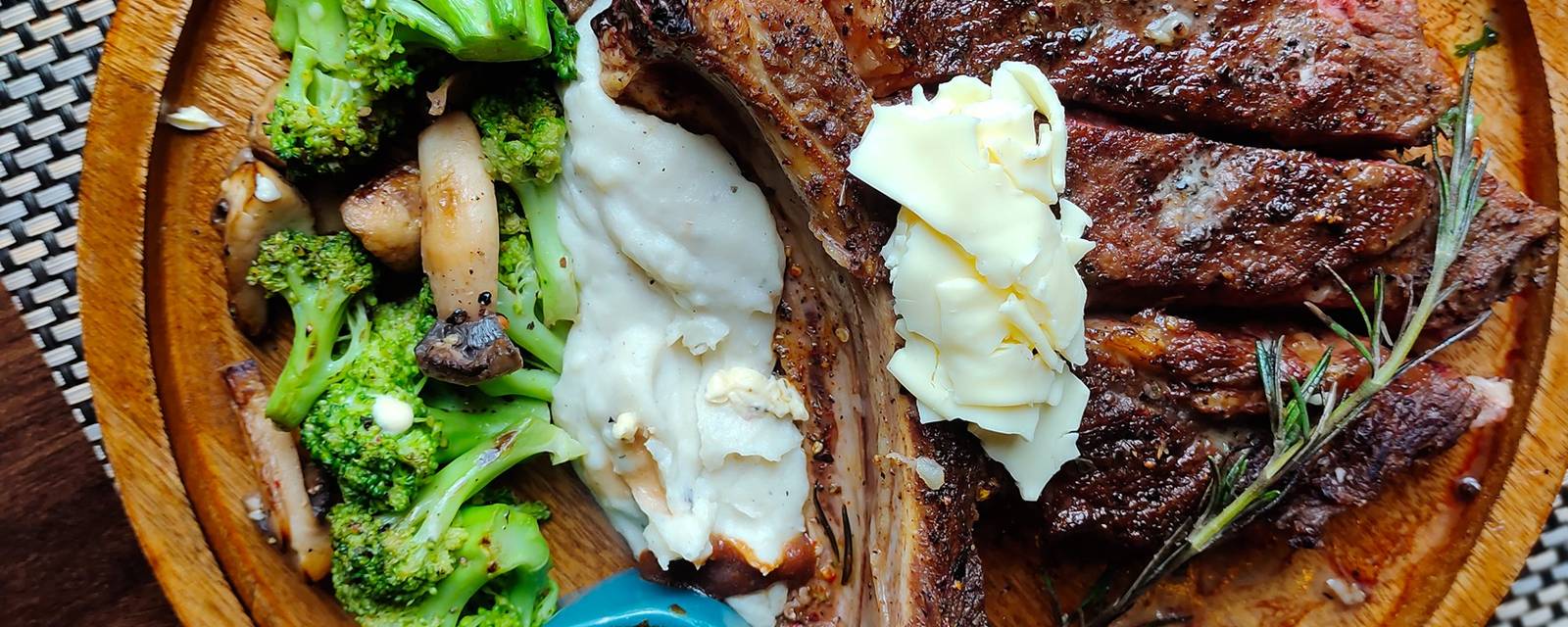 Ninan's Steakhouse cover