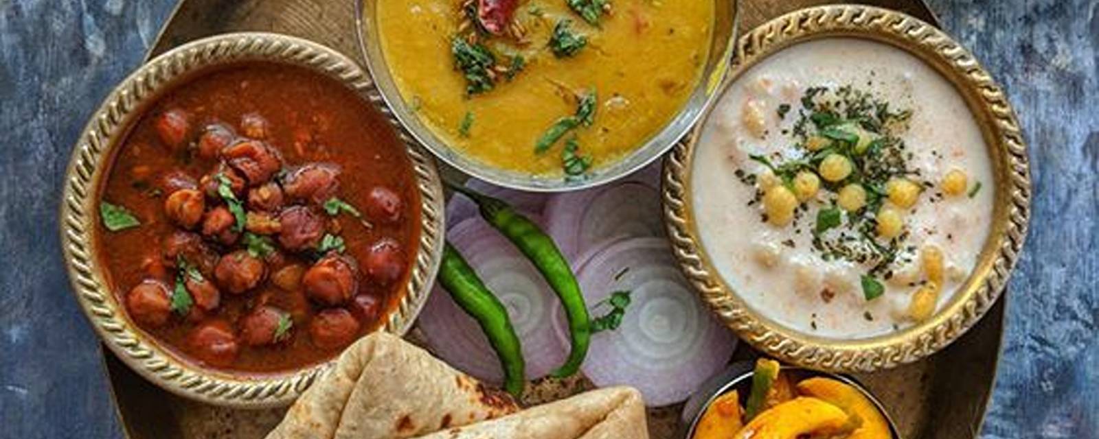 Pyare Mohan Veg Kitchen cover