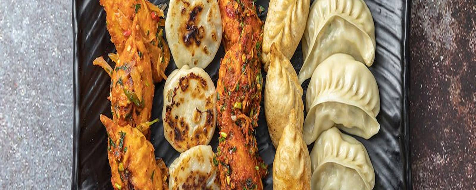 Wardhekar Momos Center cover