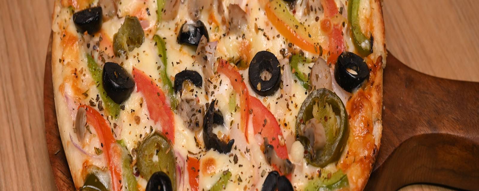 Chaah Pizza Burger Cafe! cover