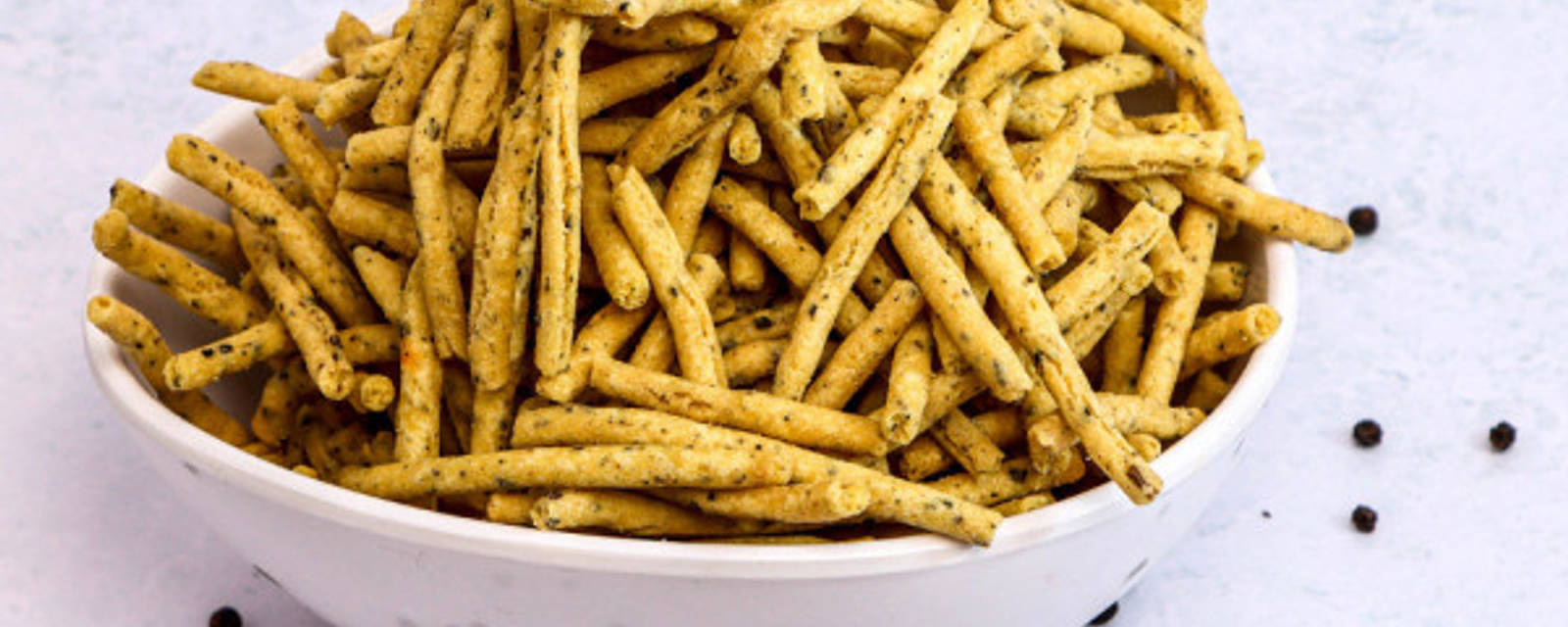 Kaka Halwai Sweets And Namkeen cover