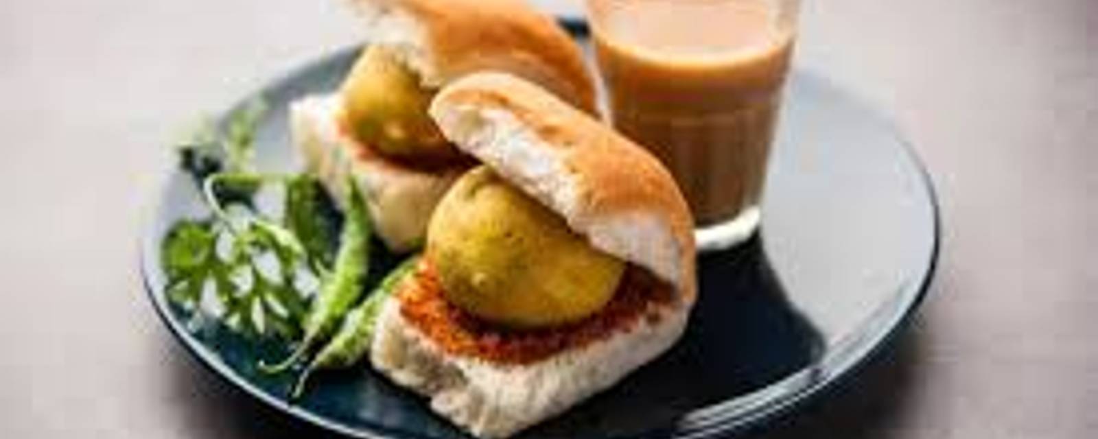 Hatke Vada Hatke Chai cover