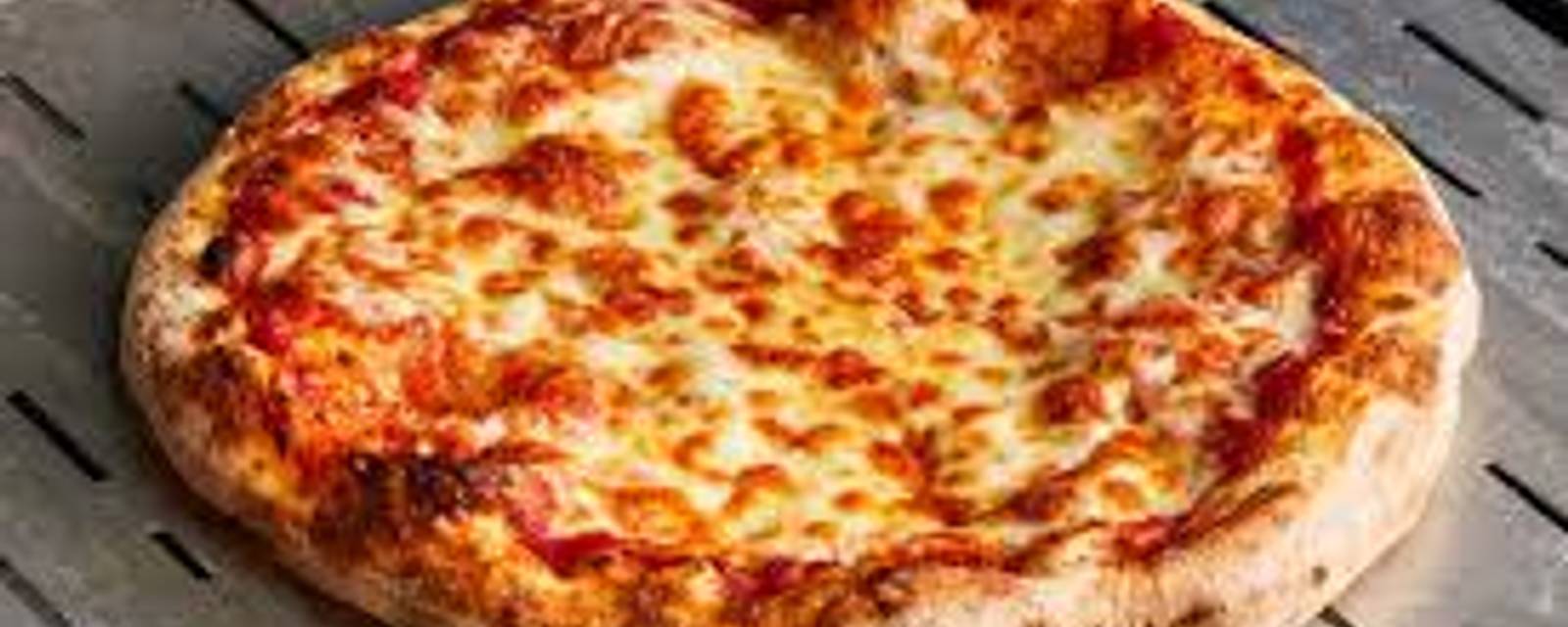 Laziz Pizza cover