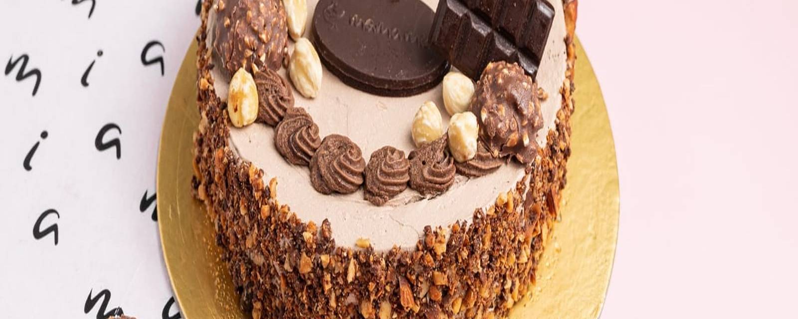 Cakes by Mama Mia! cover