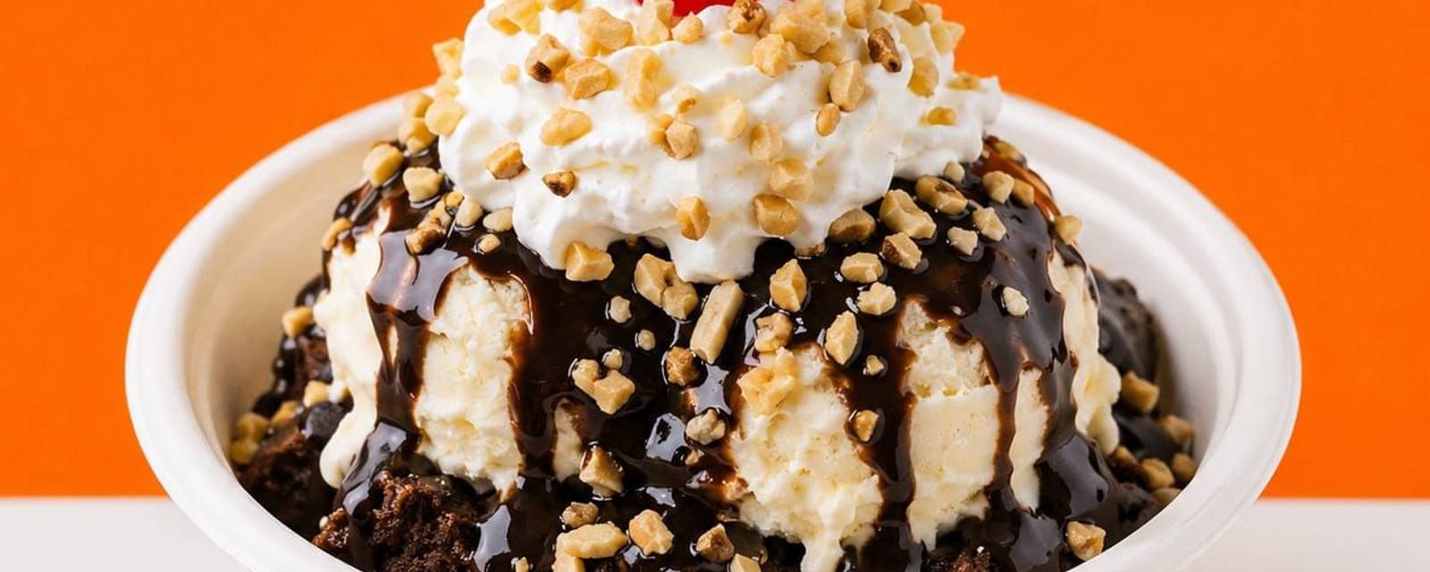Super scoops and sundaes cover