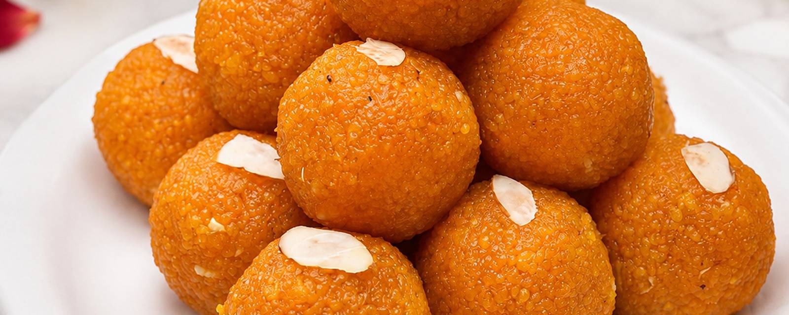 Perambur Sri Srinivasa Sweets & Snacks cover