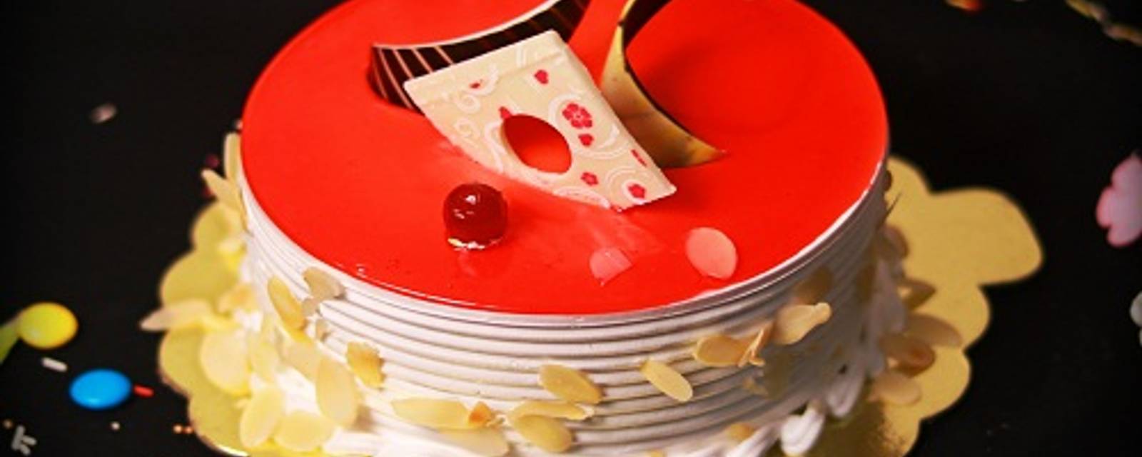 Eatsy Bitsy Bakery & Cafe cover
