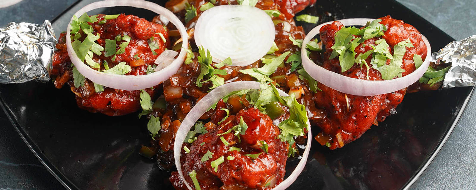 Yaseen's Rolls & Grills cover