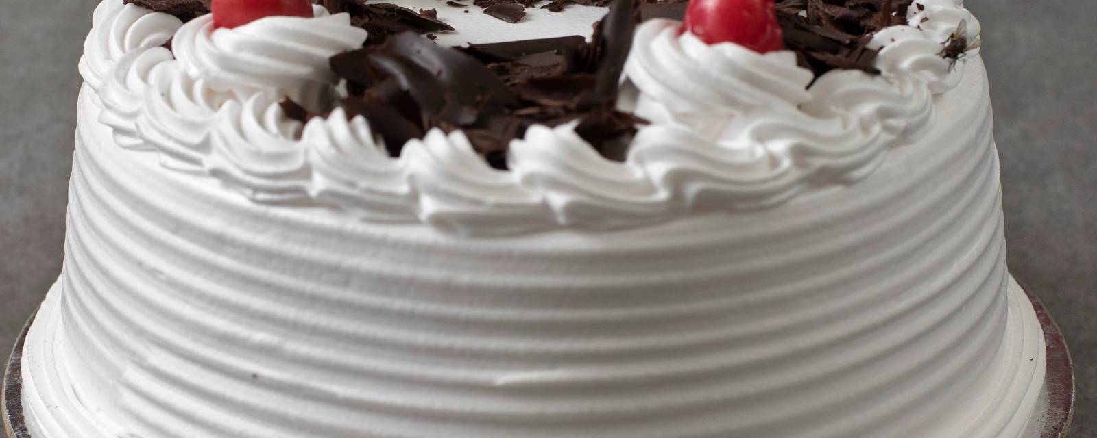Le Cake Studio cover