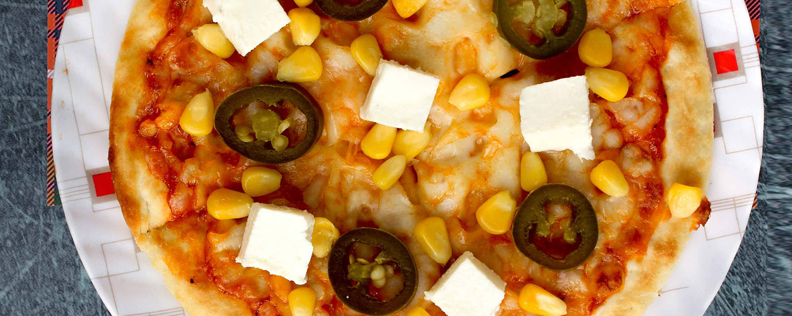 Royal Pizza And Burger Restaurant cover