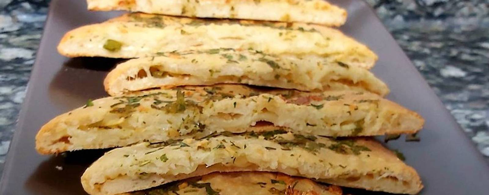 Amrutsari Kulcha cover