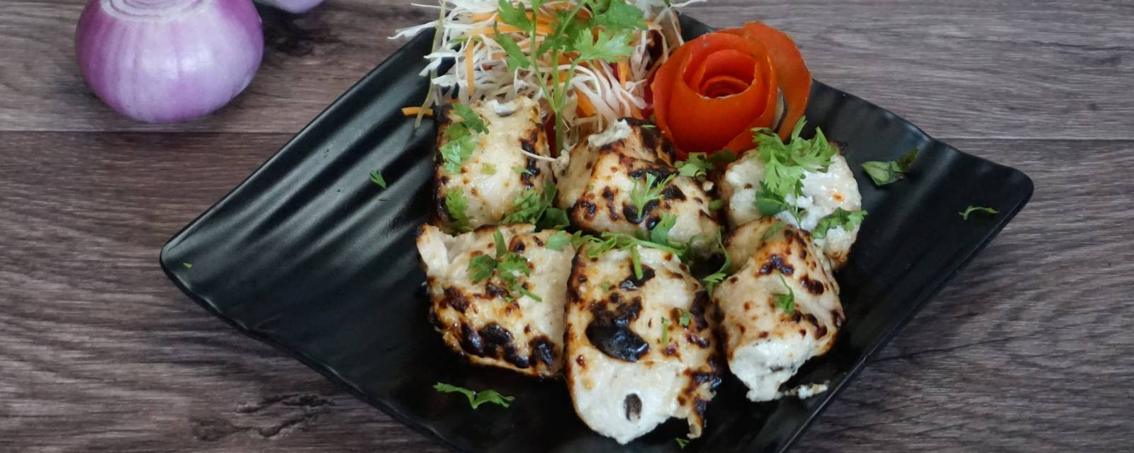 Hotel Khurana Bar & Restaurant cover