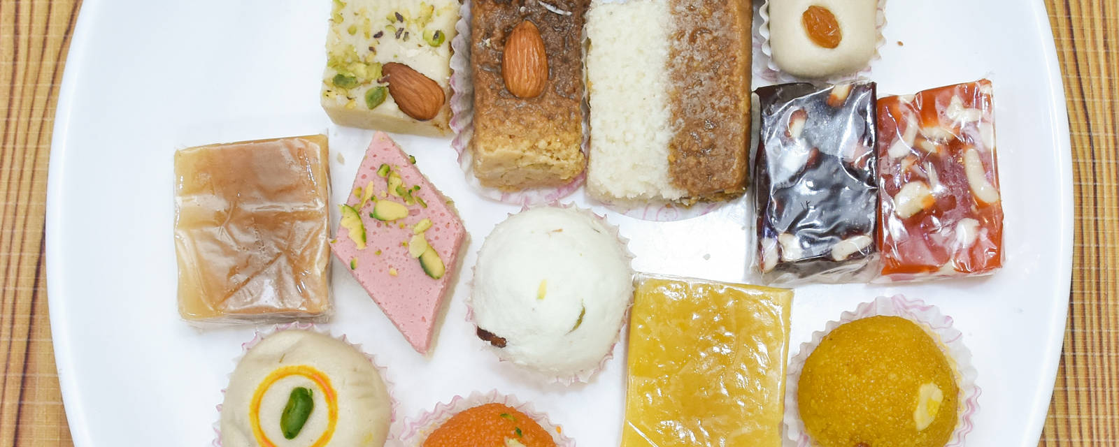Sasi Delicious Sweets and Bakery cover