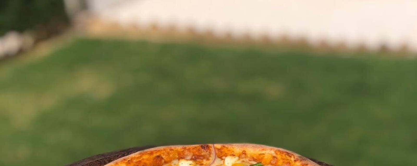 Loh Pizza cover