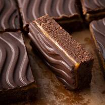 Eggless Millionaire Brownie [1 Piece]