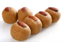 Besan Laddu