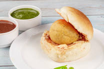 Butter Vadapav ( Amul )