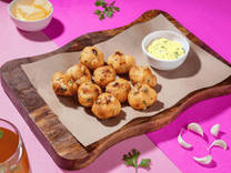 Signature Garlic Knots with Cheesy Dip