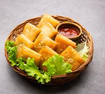 Cheese Paneer Samosa / Puff