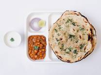 Chole Kuchle Meal
